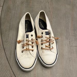 Sperry slip on shoes